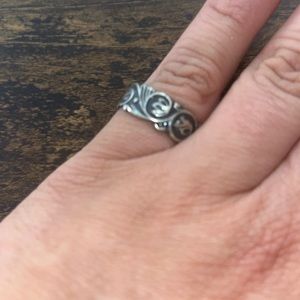 Womens size 9 silver band